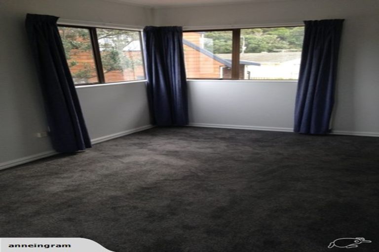 Photo of property in 112 Weka Street, Miramar, Wellington, 6022
