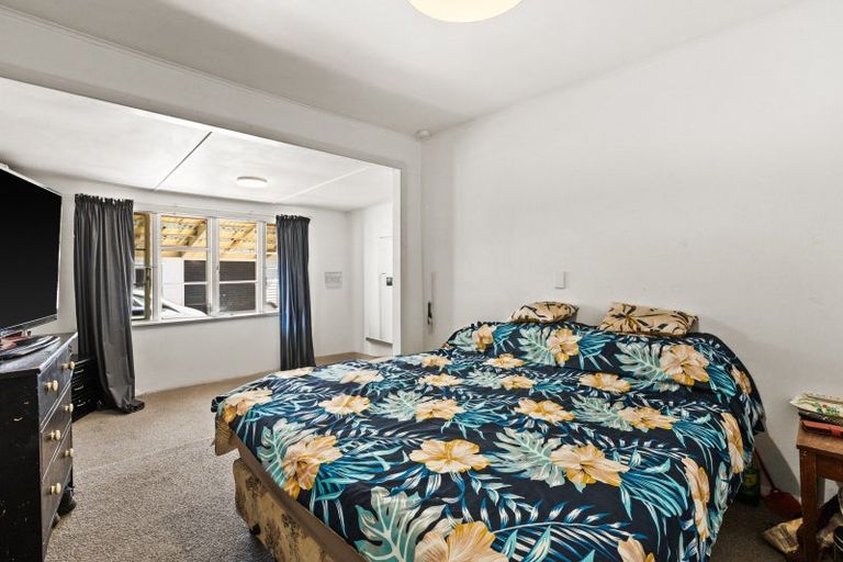 Photo of property in 27 Ward Crescent, Marewa, Napier, 4110