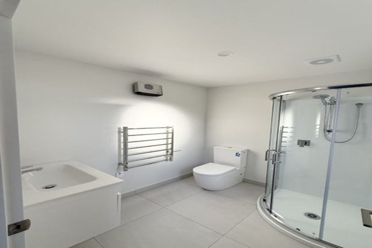 Photo of property in 32 Miromiro Street, Broomfield, Christchurch, 8042