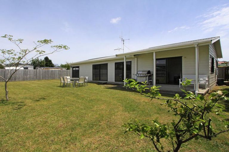 Photo of property in 3a Hereford Place, Waihi Beach, 3611