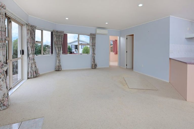 Photo of property in 139a Flanshaw Road, Te Atatu South, Auckland, 0610