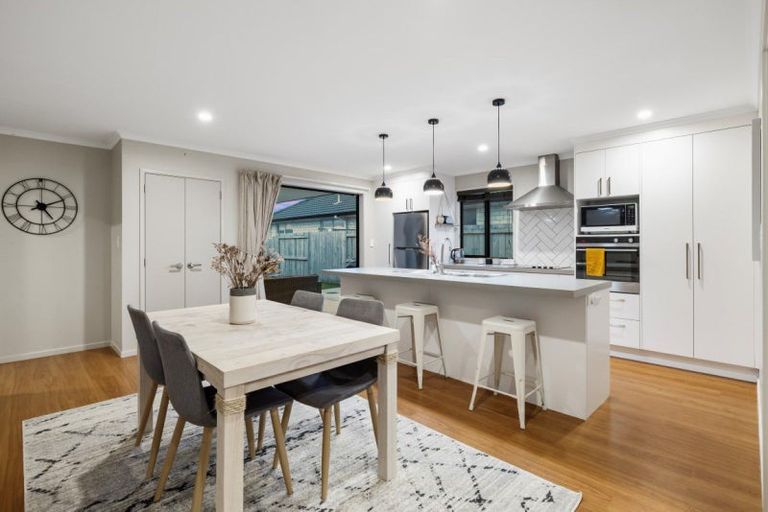 Photo of property in 14 Dunkeld Drive, Papamoa, 3118