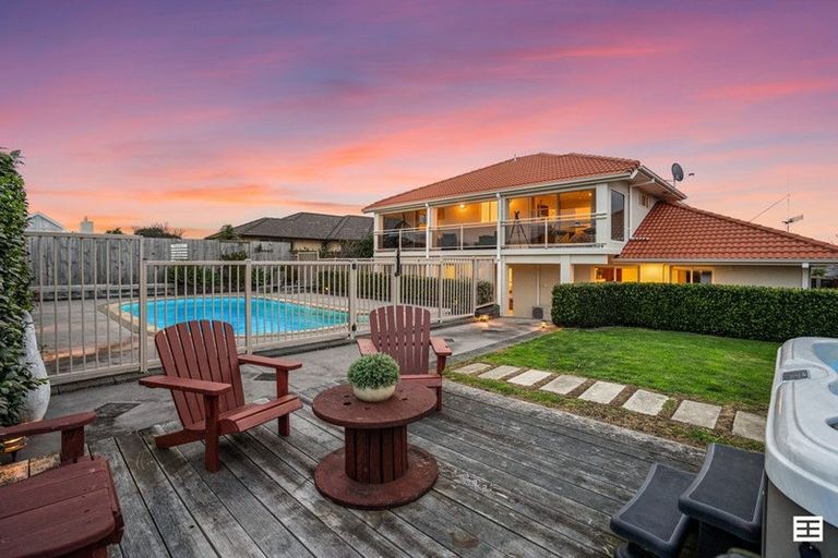 Photo of property in 10 Aurora Avenue, Welcome Bay, Tauranga, 3112