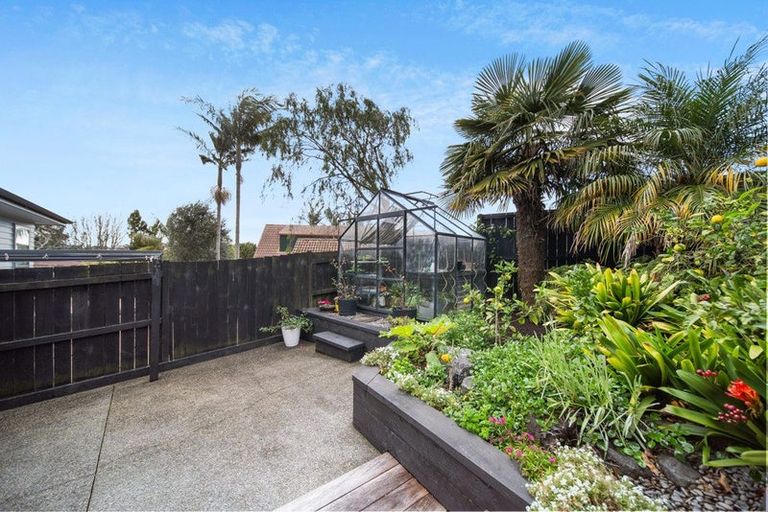 Photo of property in 54 John Gill Road, Shelly Park, Auckland, 2014