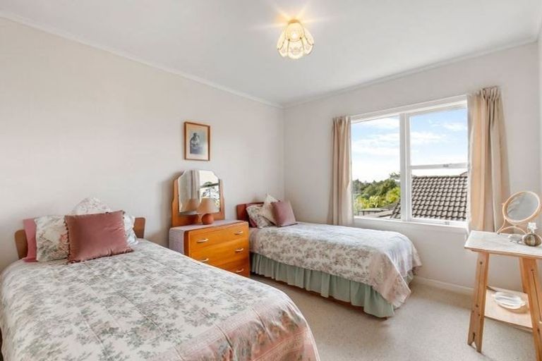 Photo of property in 8 Waratah Street, Birkenhead, Auckland, 0626