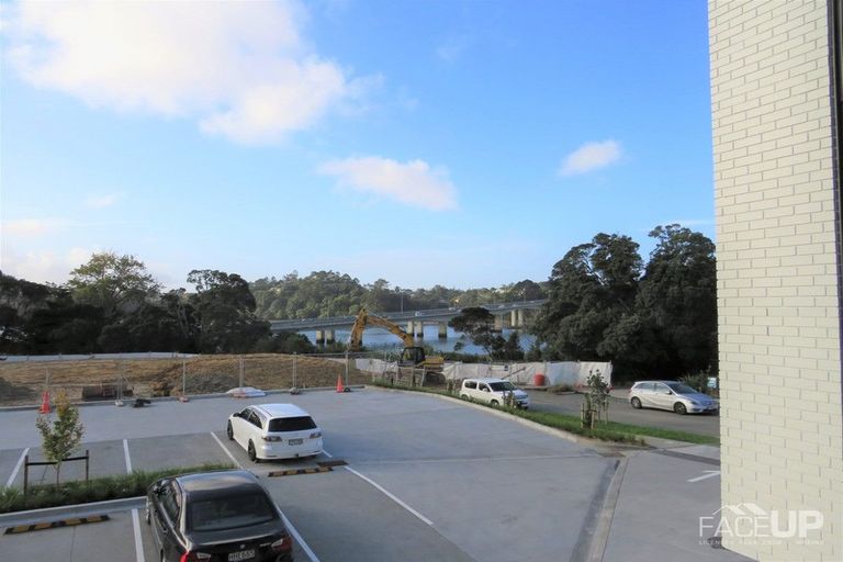 Photo of property in 6/194 Buckley Avenue, Hobsonville, Auckland, 0616