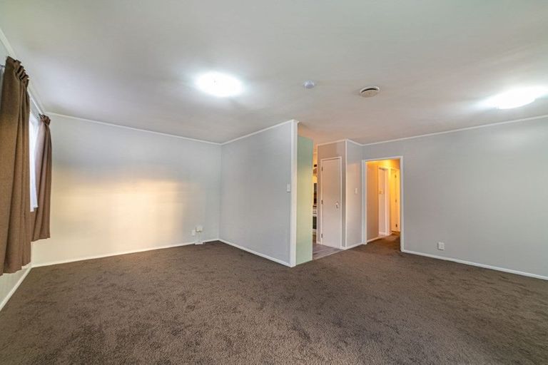 Photo of property in 2/12 Palmers Road, Clendon Park, Auckland, 2103