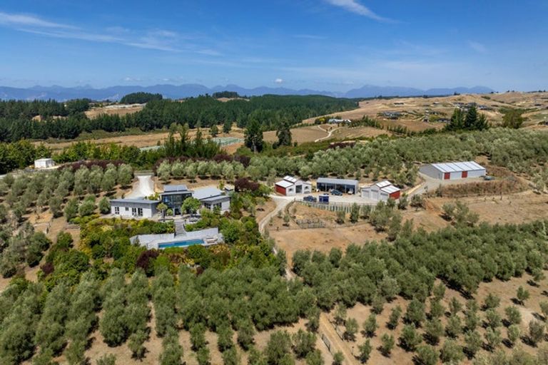 Photo of property in 136 Harley Road, Tasman, Upper Moutere, 7175