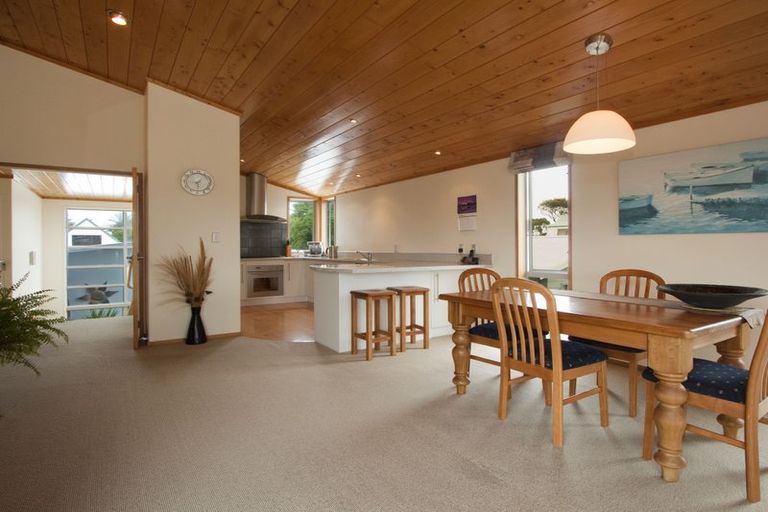 Photo of property in 14 Tatai Road, Bowentown, Katikati, 3177