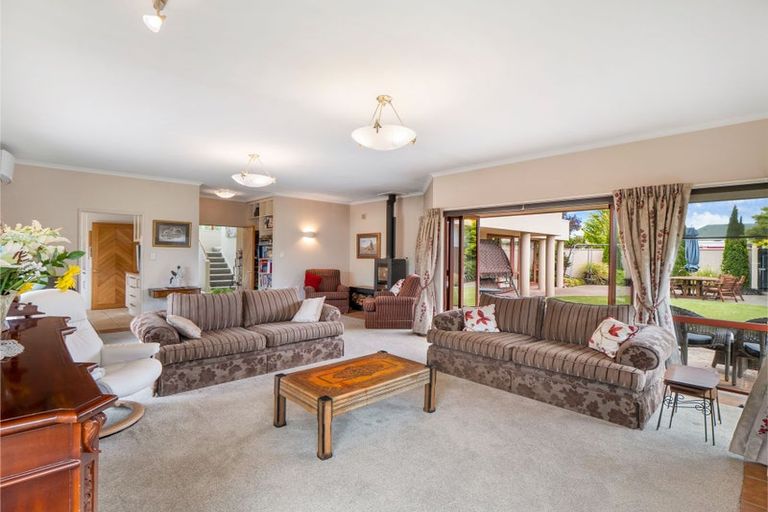 Photo of property in 35 Goodwood Close, Rangiora, 7400