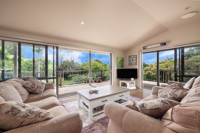 Photo of property in 35 Mission Road, Kerikeri, 0230