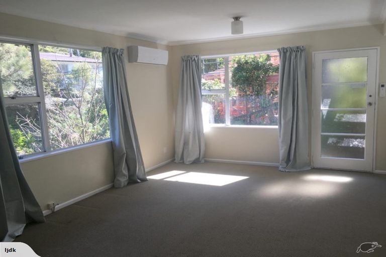 Photo of property in 116a Awarua Street, Ngaio, Wellington, 6035