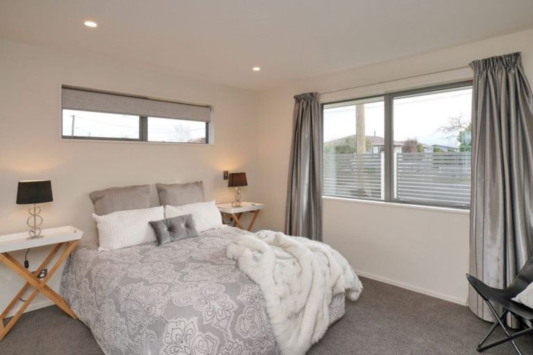 Photo of property in 250b Grahams Road, Bishopdale, Christchurch, 8053