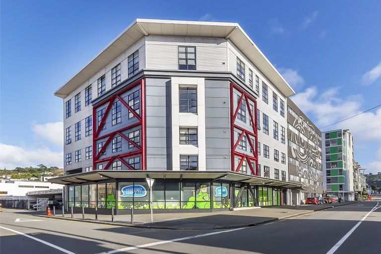 Photo of property in Urbane Apartments, 49/29 Webb Street, Mount Cook, Wellington, 6011