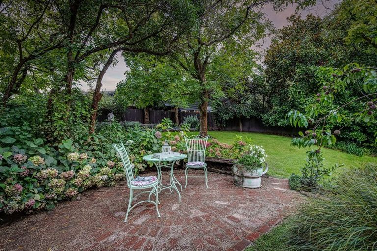 Photo of property in 132 Bishop Street, St Albans, Christchurch, 8014