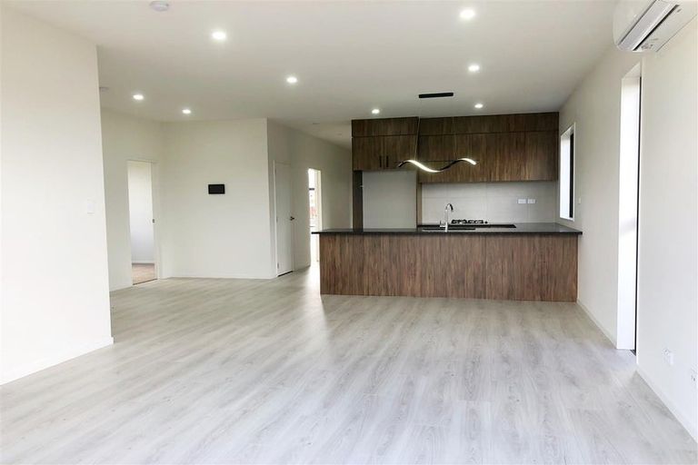 Photo of property in 19 Kaapehu Street, Karaka, 2578