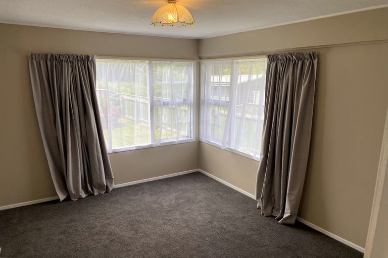 Photo of property in 87b Main Road, Wainuiomata, Lower Hutt, 5014