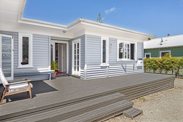 Photo of property in 127 Huxley Road, Outer Kaiti, Gisborne, 4010