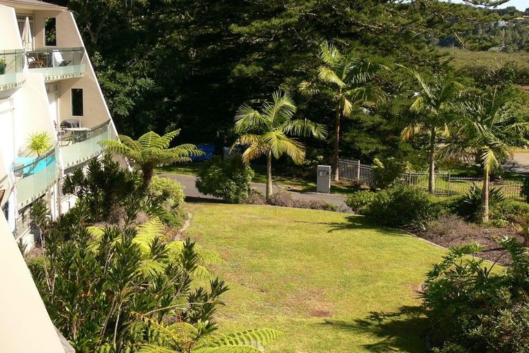 Photo of property in Bridgewater Apartments, 305/7 Te Rangi Cross Road, Paihia, 0200