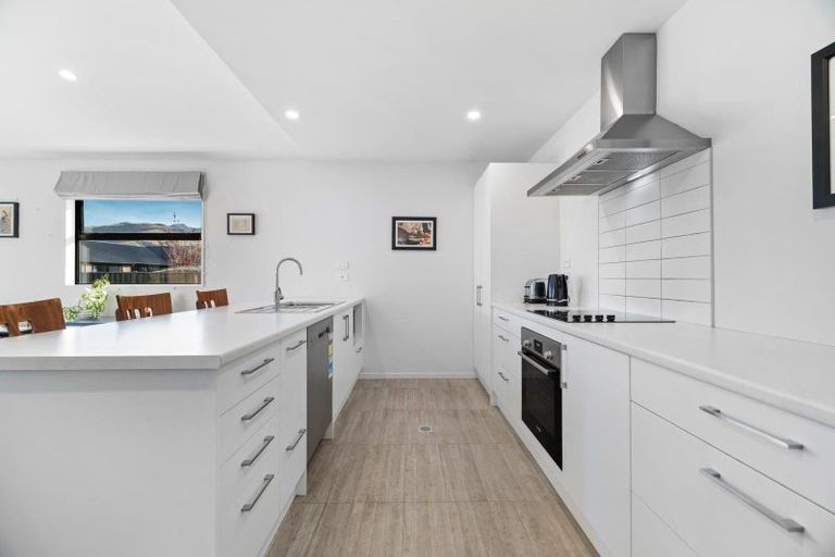 Photo of property in 33 Headley Drive, Lower Shotover, Queenstown, 9304