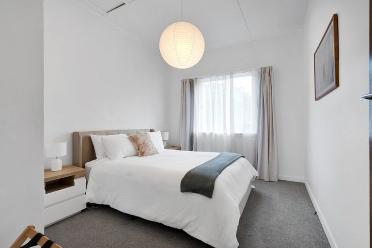 Photo of property in 42 Gaine Street, New Plymouth, 4310