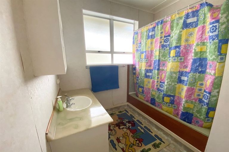 Photo of property in 166 Clyde Street, Balclutha, 9230