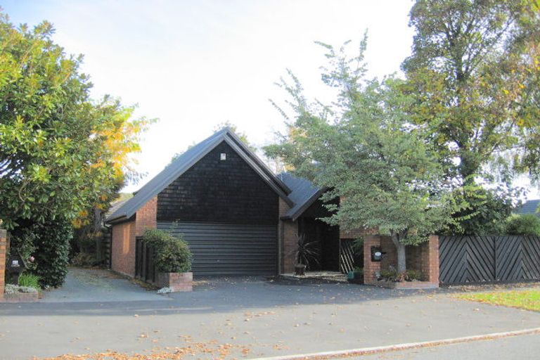 Photo of property in 25a Hamilton Avenue, Ilam, Christchurch, 8041