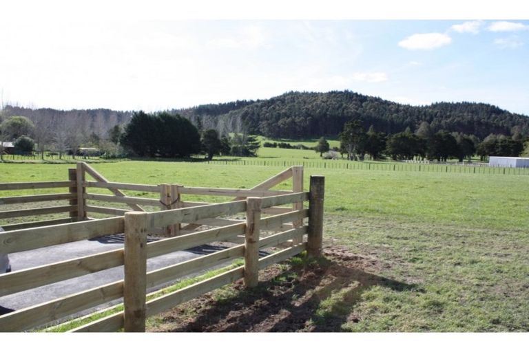 Photo of property in 237 Harris Road, Glenbervie, Whangarei, 0175