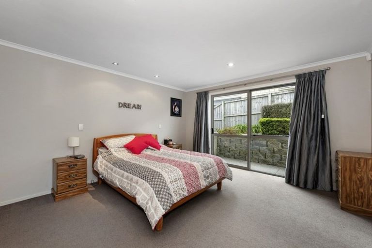 Photo of property in 12 Raddington Way, Huntington, Hamilton, 3210