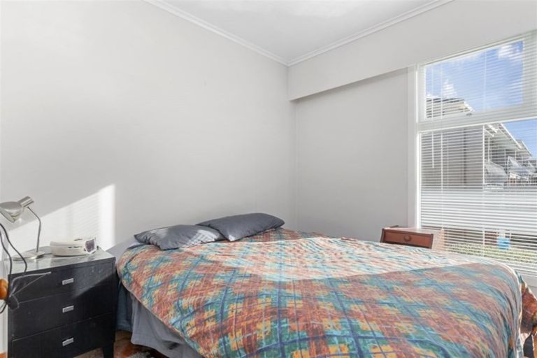 Photo of property in 12/2 Westwood Terrace, Saint Marys Bay, Auckland, 1011