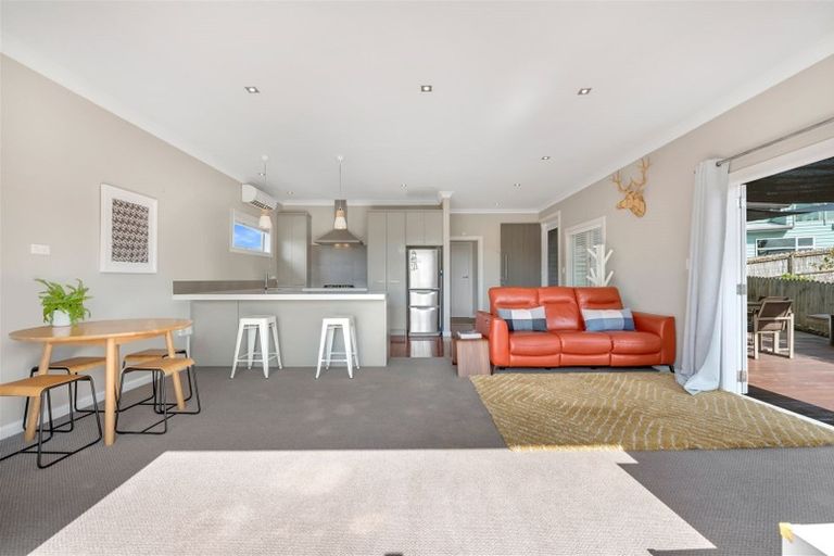 Photo of property in 3 John Gill Road, Cockle Bay, Auckland, 2014