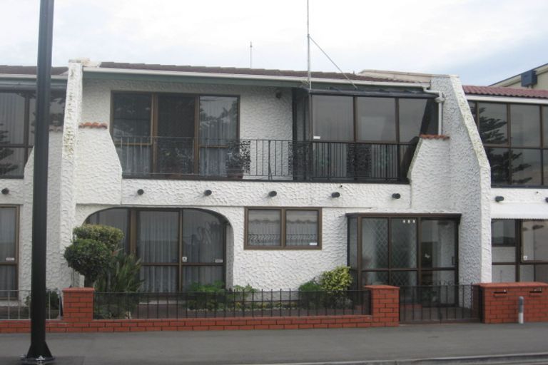 Photo of property in 453 Marine Parade, Napier South, Napier, 4110