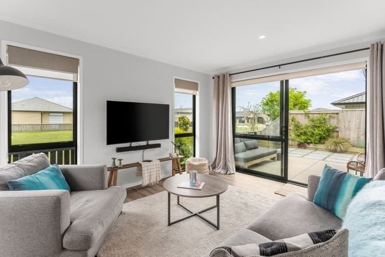 Photo of property in 4 Navy Lane, Papamoa, 3118