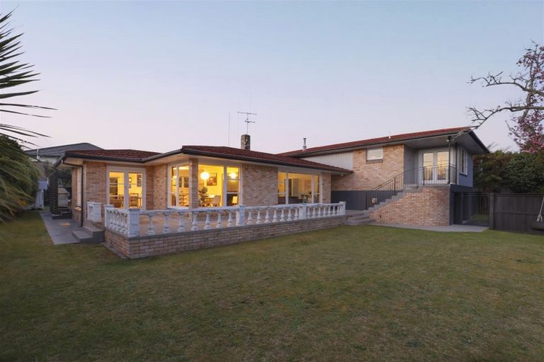 Photo of property in 4 Gordon Street, Hillcrest, Hamilton, 3216