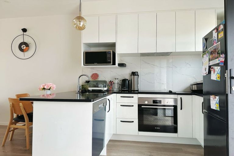 Photo of property in 30/36 Westgate Drive, Westgate, Auckland, 0614