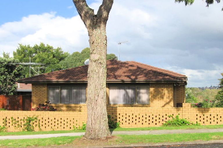 Photo of property in 30 Palmyra Way, Half Moon Bay, Auckland, 2012