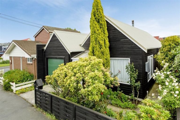 Photo of property in 84 Bay View Road, South Dunedin, Dunedin, 9012