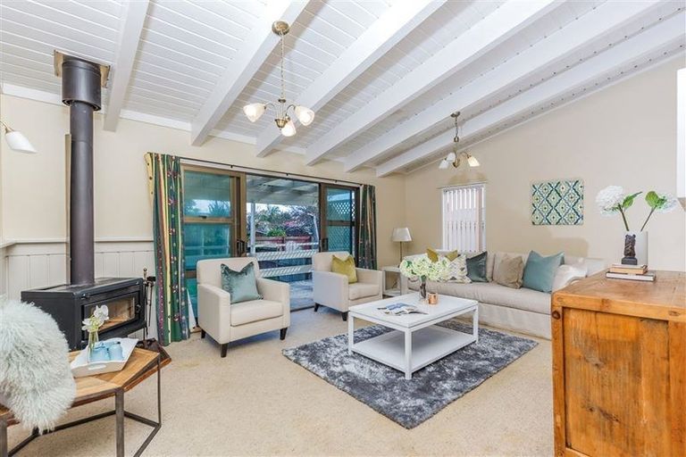 Photo of property in 7 Moor Park, Wattle Downs, Auckland, 2103