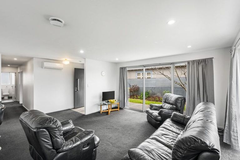 Photo of property in 27 Rookwood Avenue, New Brighton, Christchurch, 8083