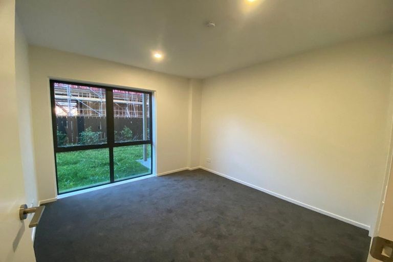 Photo of property in 2/7g Newelm Lane, Flat Bush, Auckland, 2019