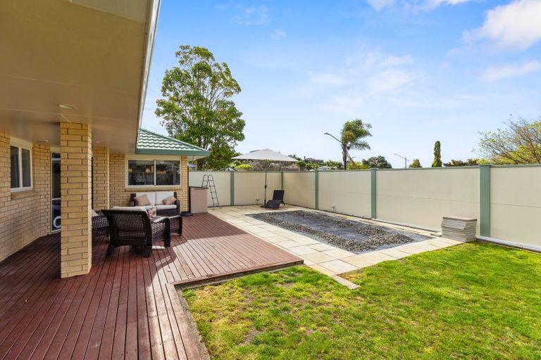 Photo of property in 2 Ashmore Court, Bethlehem, Tauranga, 3110