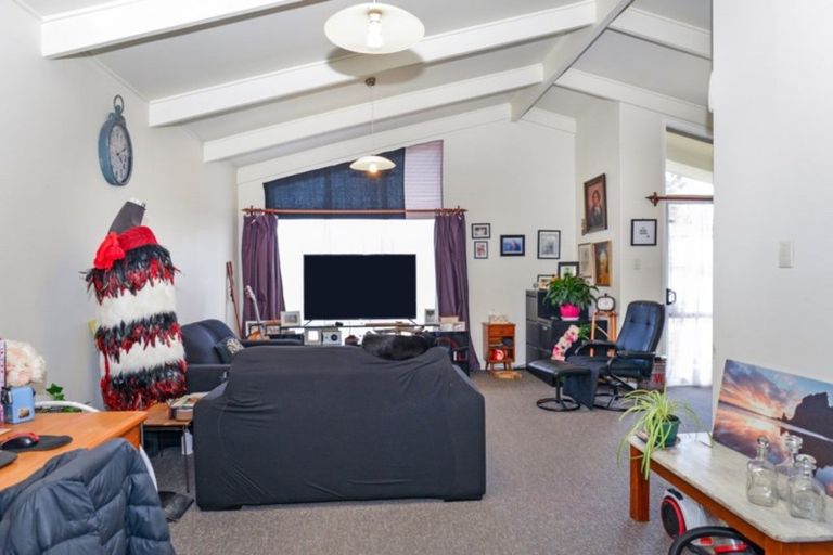 Photo of property in 34 Folkestone Drive, Flaxmere, Hastings, 4120