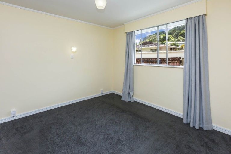 Photo of property in 20a Blue Mountains Road, Silverstream, Upper Hutt, 5019