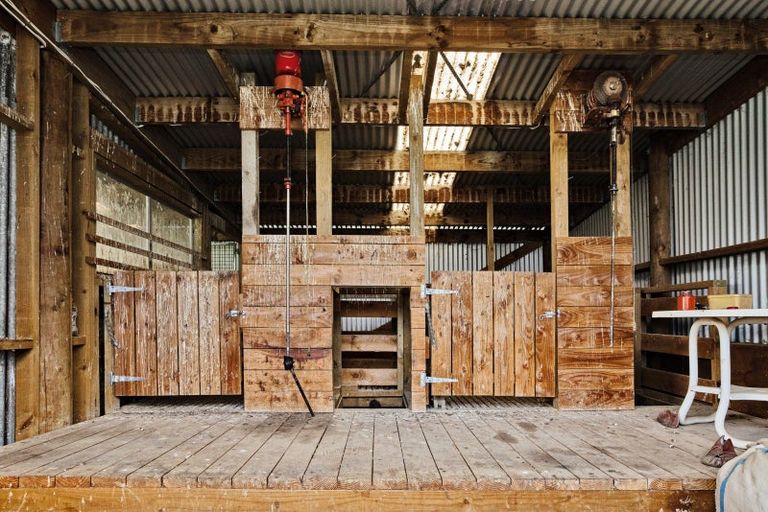 Photo of property in 687 Rakahouka Hedgehope Road, Mabel Bush, Invercargill, 9872