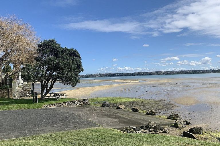 Photo of property in 3/180 Bayswater Avenue, Bayswater, Auckland, 0622