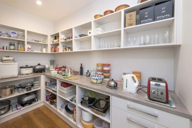 Photo of property in 1 Parkview Street, Wanaka, 9382