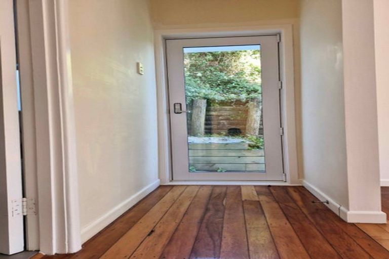 Photo of property in 88b Townsend Road, Miramar, Wellington, 6022