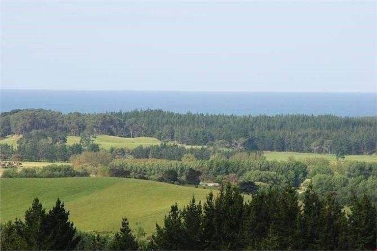 Photo of property in 9 Te Arai Point Road, Te Arai, Wellsford, 0975