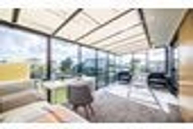 Photo of property in 115 Woodglen Road, Glen Eden, Auckland, 0602