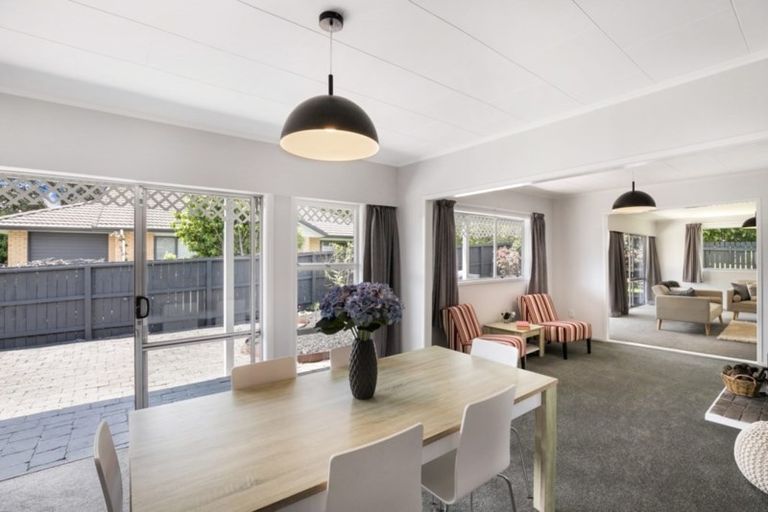 Photo of property in 9 Mack Place, Red Hill, Papakura, 2110